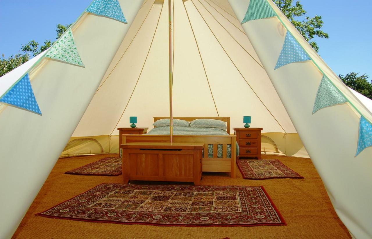 Camping La Foret De Tesse Exterior photo