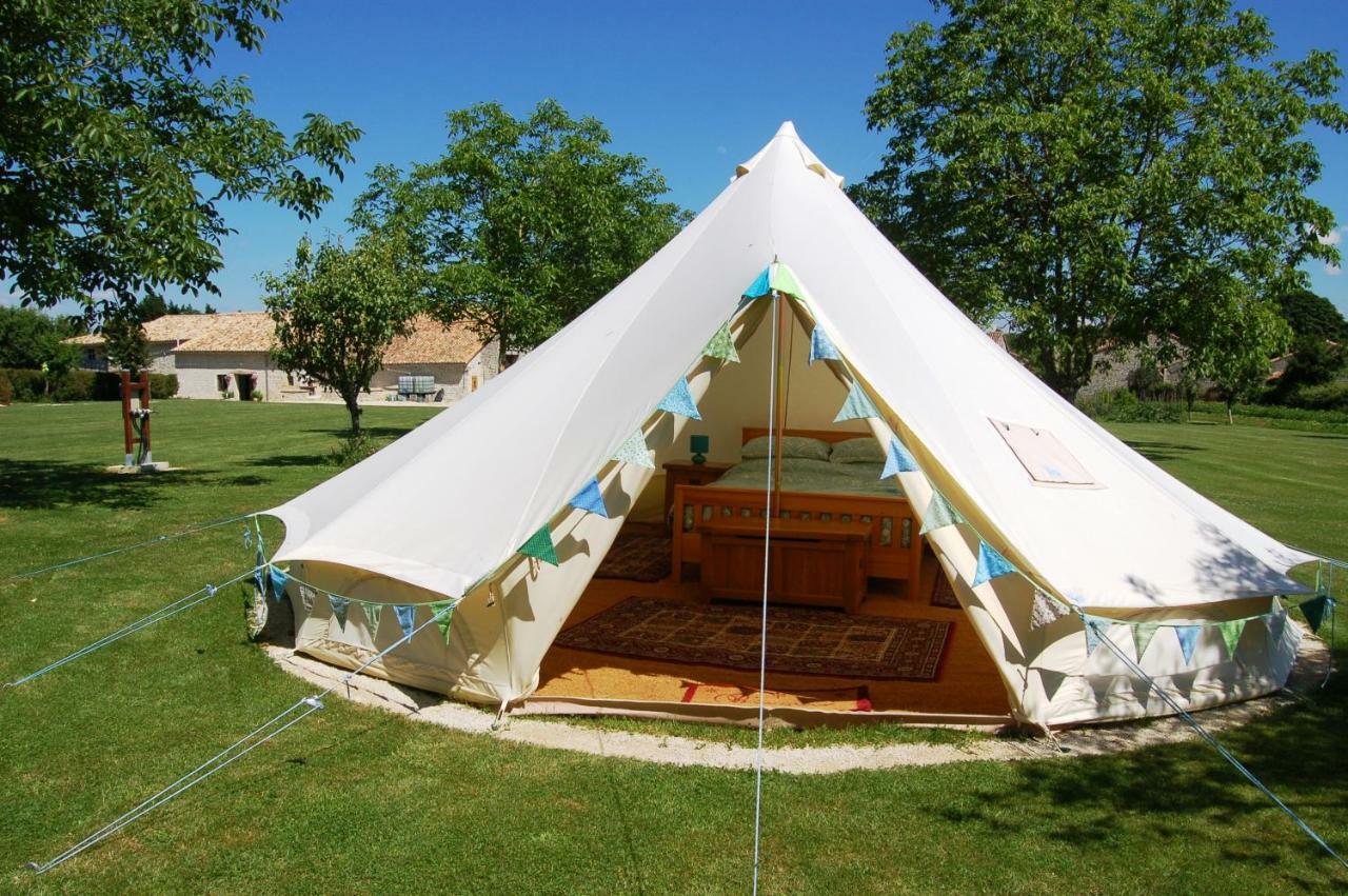 Camping La Foret De Tesse Exterior photo